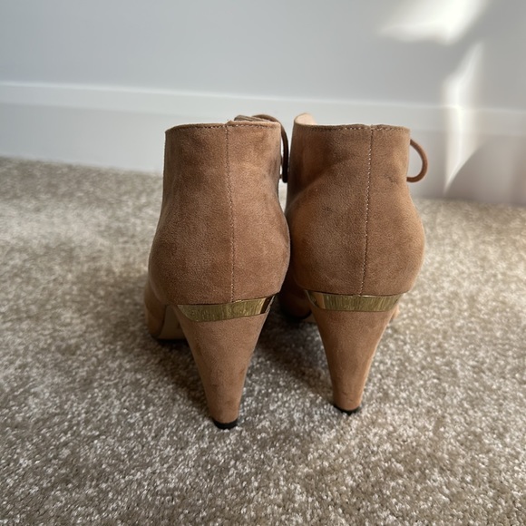 Booties - Picture 3 of 8